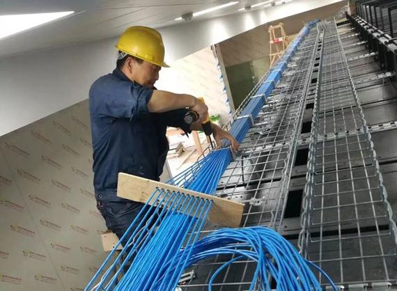防护等级:所有信息点,模块,配线架需采用金属密封材质,防护等级高